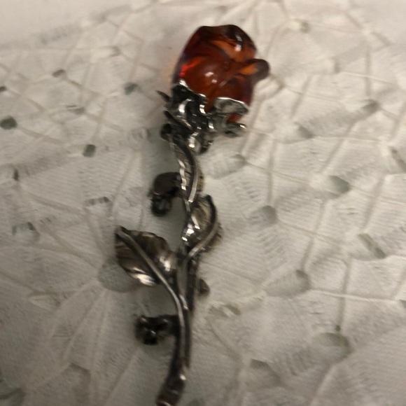 amber flower pin - Picture 7 of 8